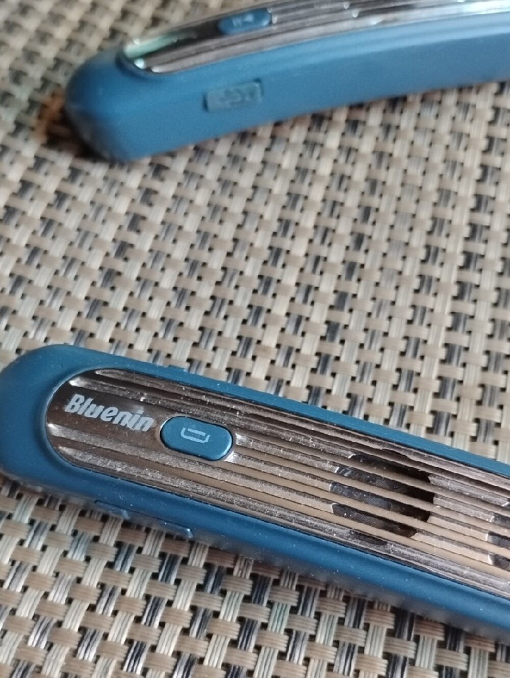 Portable Neck Speaker - Blue - Picture 2 of 4